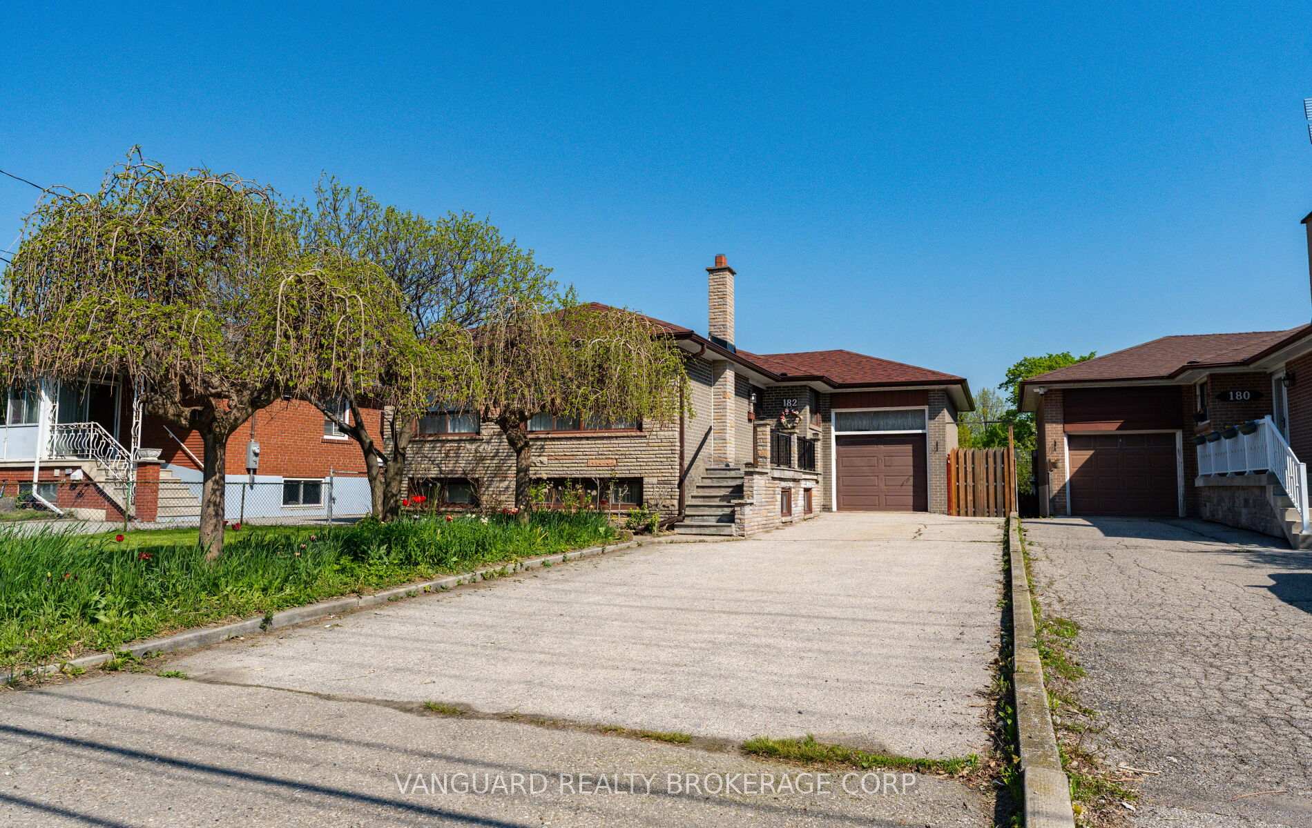 nahphoto.jpg|198\W13144198_1.jpg|/propertyphotos/198/W13144198_1.jpg