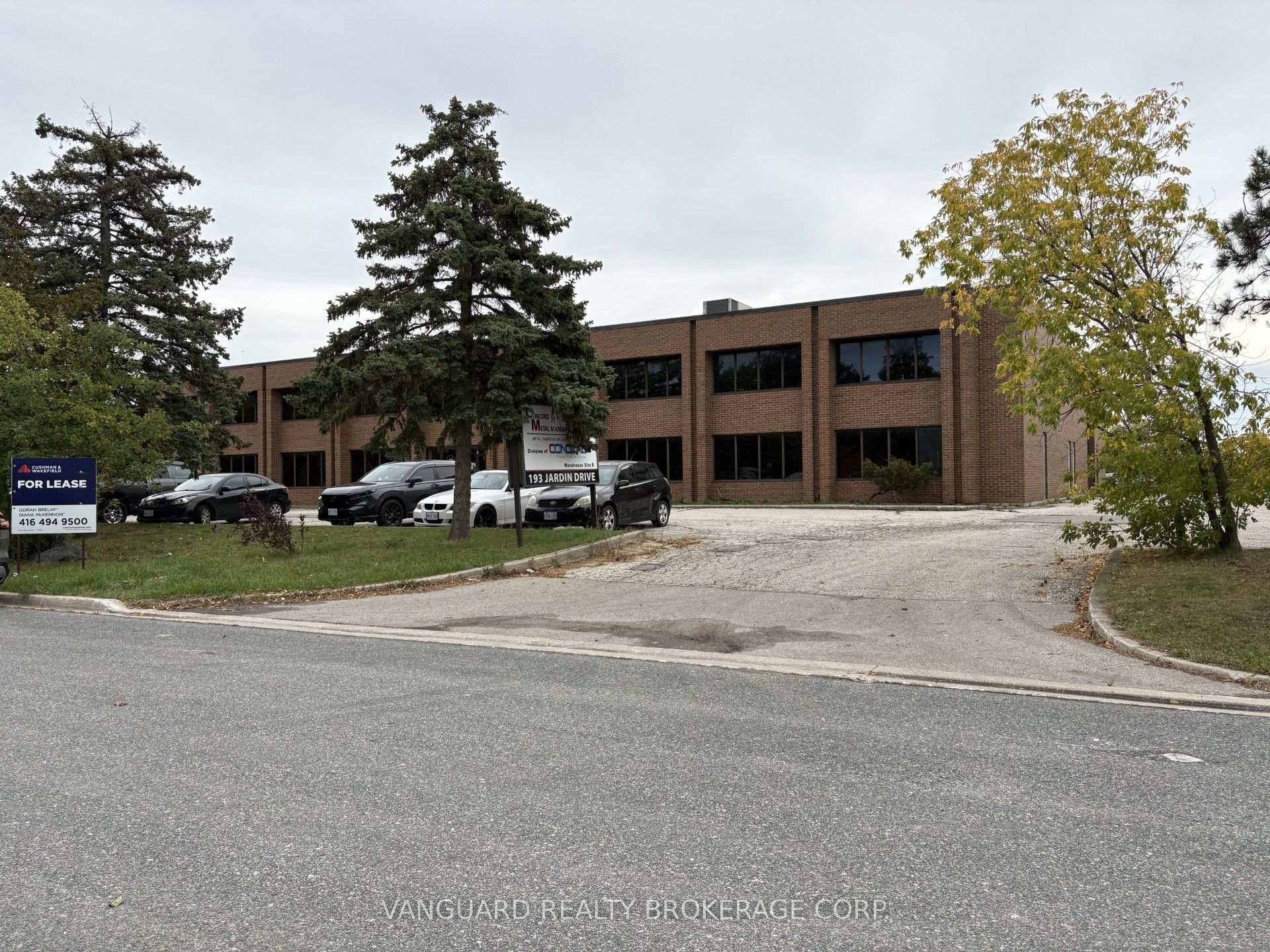 nahphoto.jpg|218\N13868218_1.jpg|/propertyphotos/218/N13868218_1.jpg
