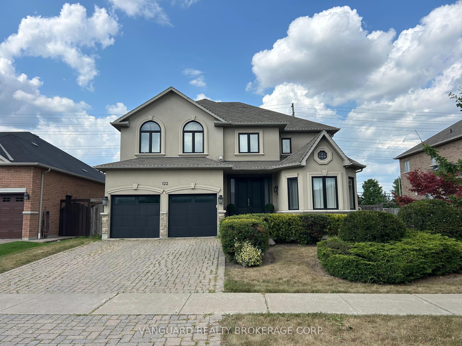 nahphoto.jpg|242\N12341242_1.jpg|/propertyphotos/242/N12341242_1.jpg