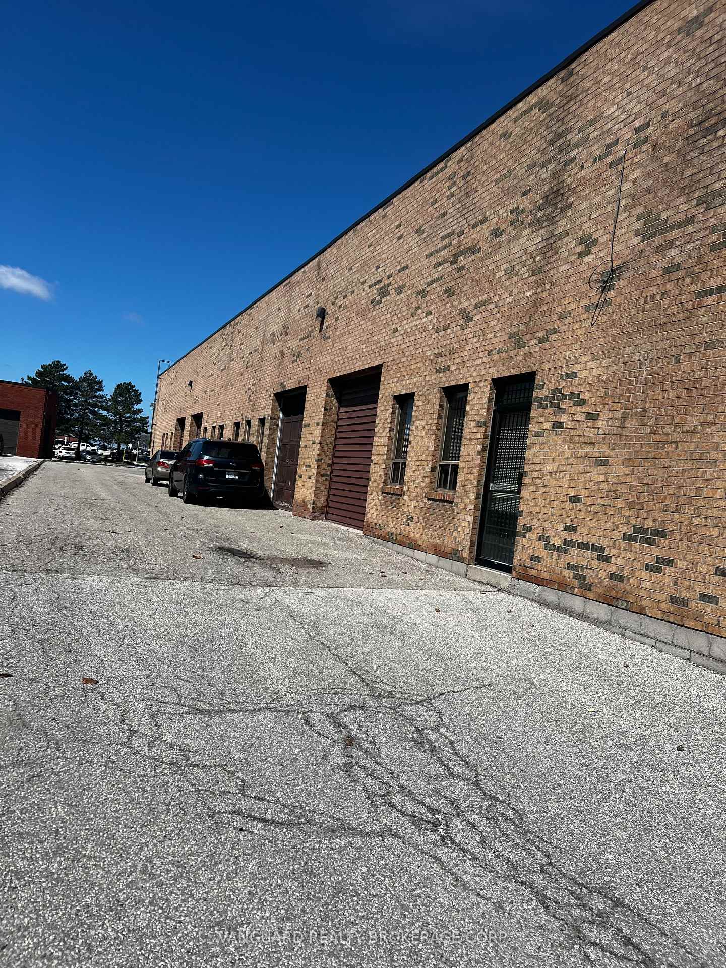 nahphoto.jpg|426\N12131426_1.jpg|/propertyphotos/426/N12131426_1.jpg
