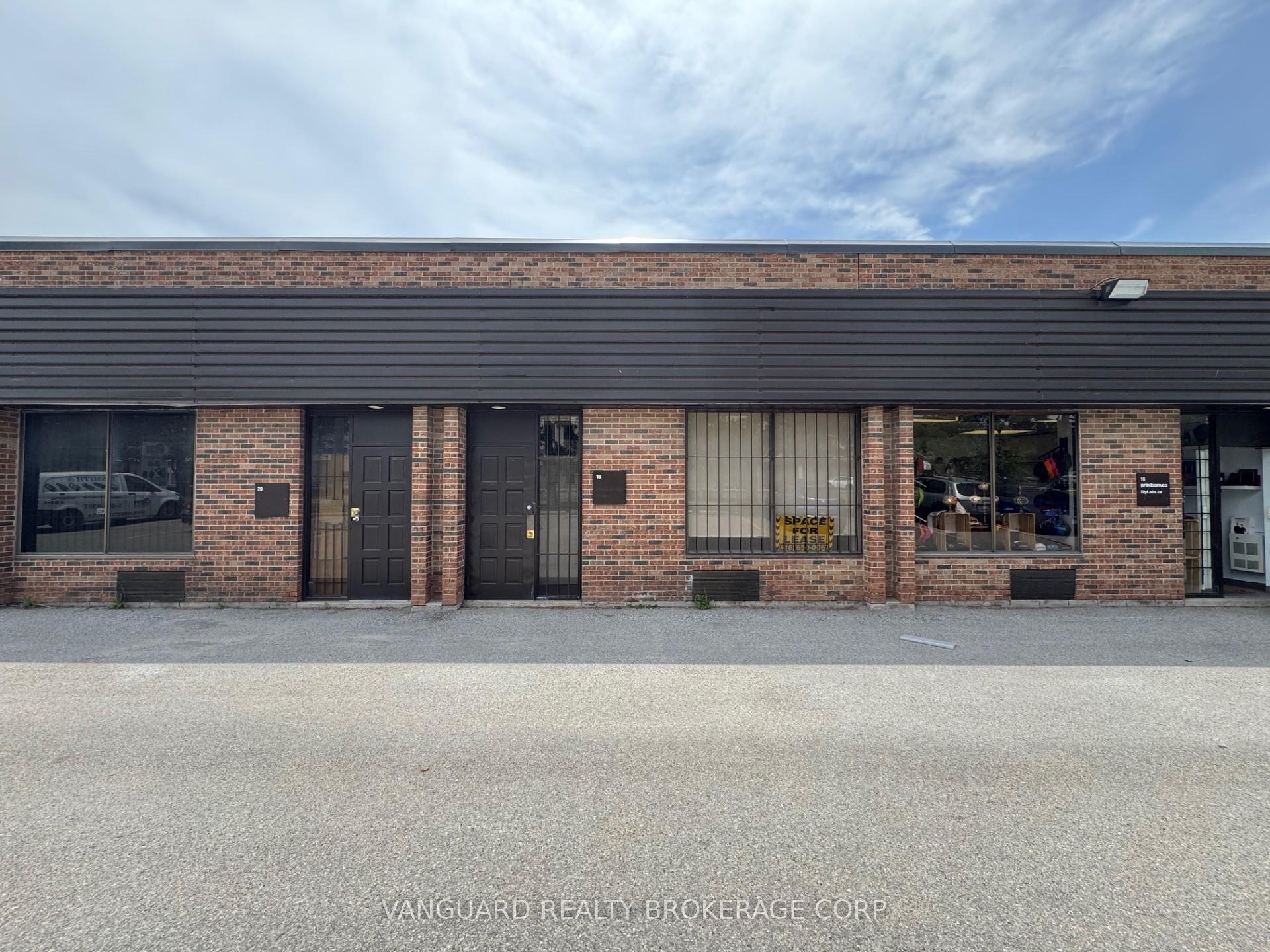 nahphoto.jpg|438\W13233438_1.jpg|/propertyphotos/438/W13233438_1.jpg