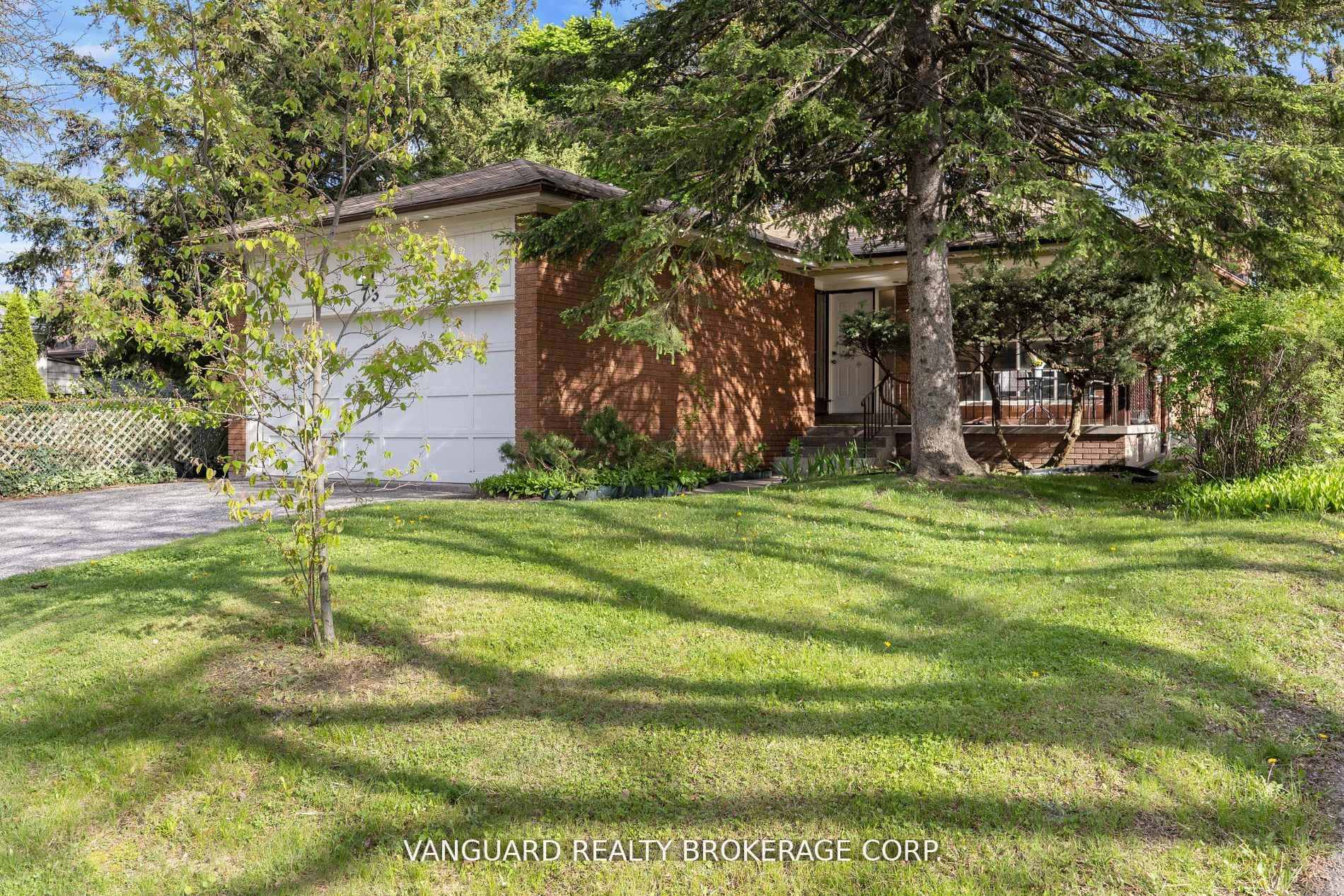 nahphoto.jpg|556\C13447556_1.jpg|/propertyphotos/556/C13447556_1.jpg