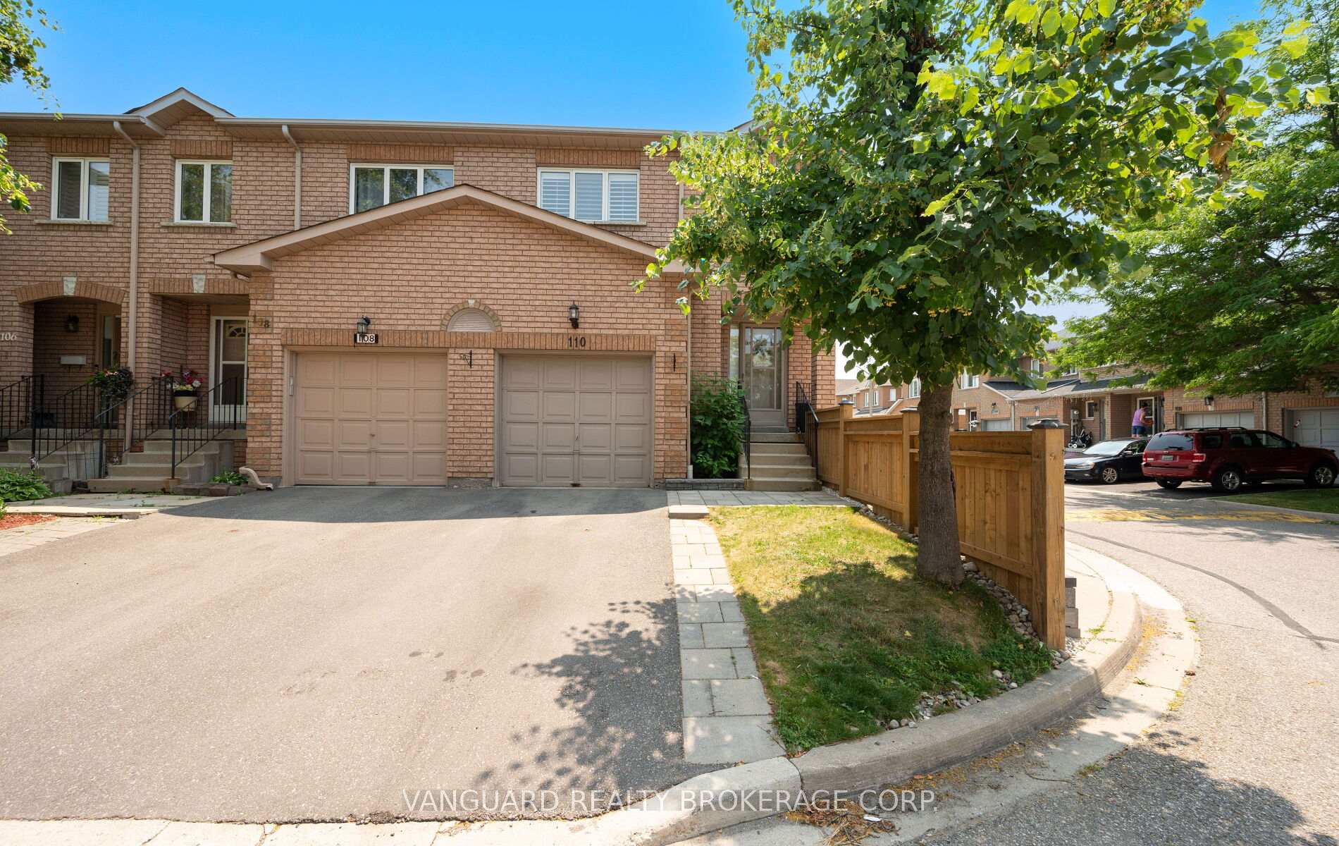 nahphoto.jpg|729\W12267729_1.jpg|/propertyphotos/729/W12267729_1.jpg