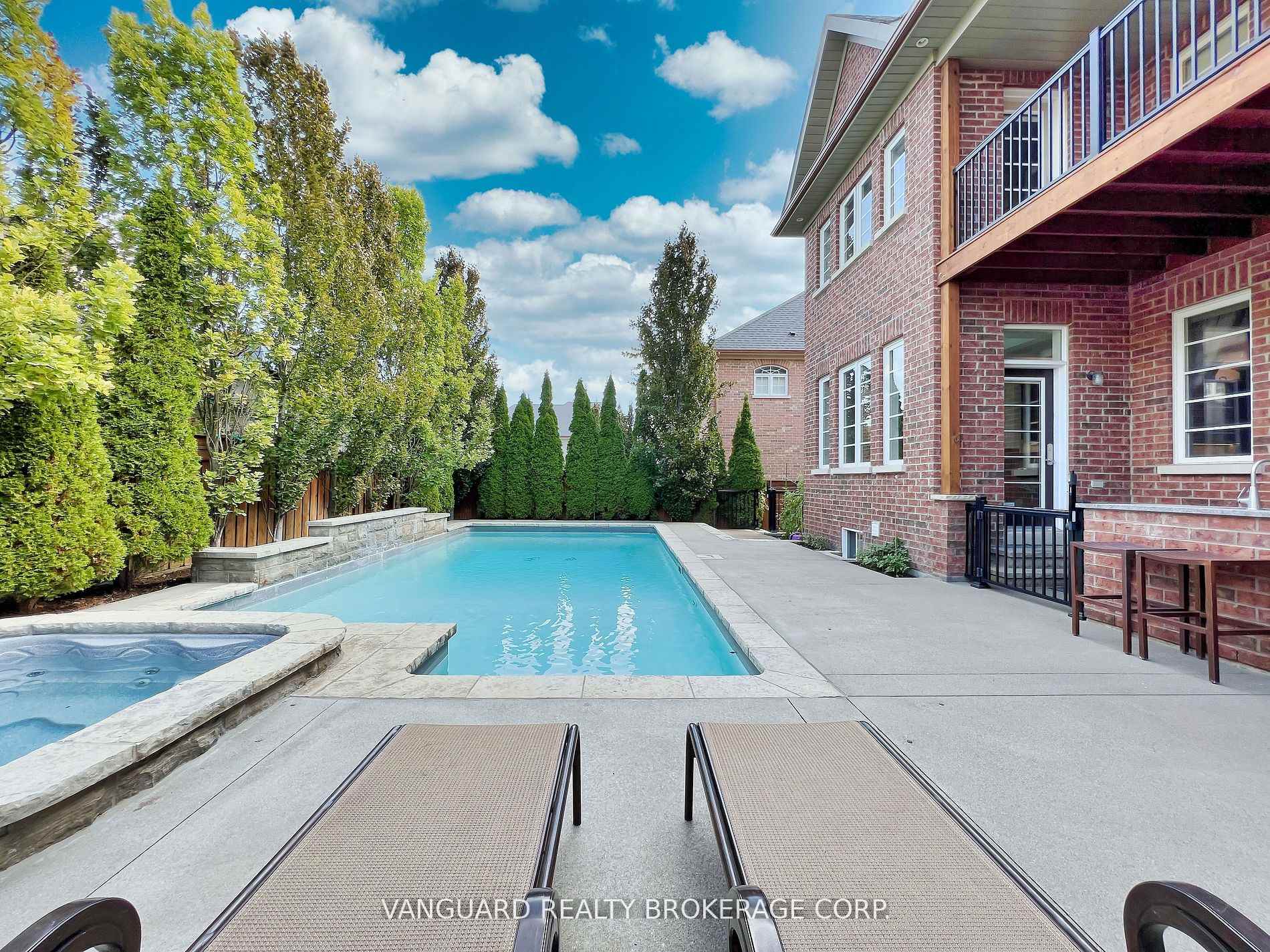 nahphoto.jpg|860\N13070860_1.jpg|/propertyphotos/860/N13070860_1.jpg